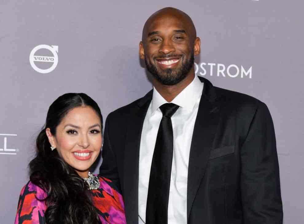 CULVER CITY, CALIFORNIA - NOVEMBER 09: Vanessa Laine Bryant (L) and Kobe Bryant attend the 2019 Baby2Baby Gala Presented by Paul Mitchell at 3LABS on November 09, 2019 in Culver City, California