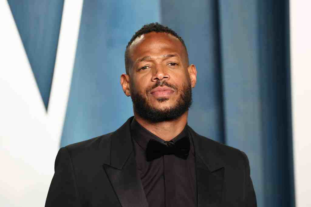 Marlon Wayans Taps Love Island Contestants Chelly and Olandria for Tour Promo