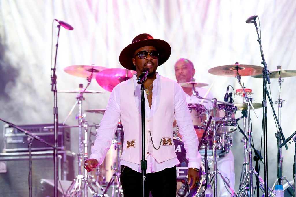 Anthony Hamilton Visits ‘The Jennifer Hudson Show’ And Performs A Duet With Jennifer Hudson