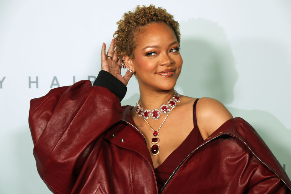 Rihanna Responds To Pregnancy Rumors