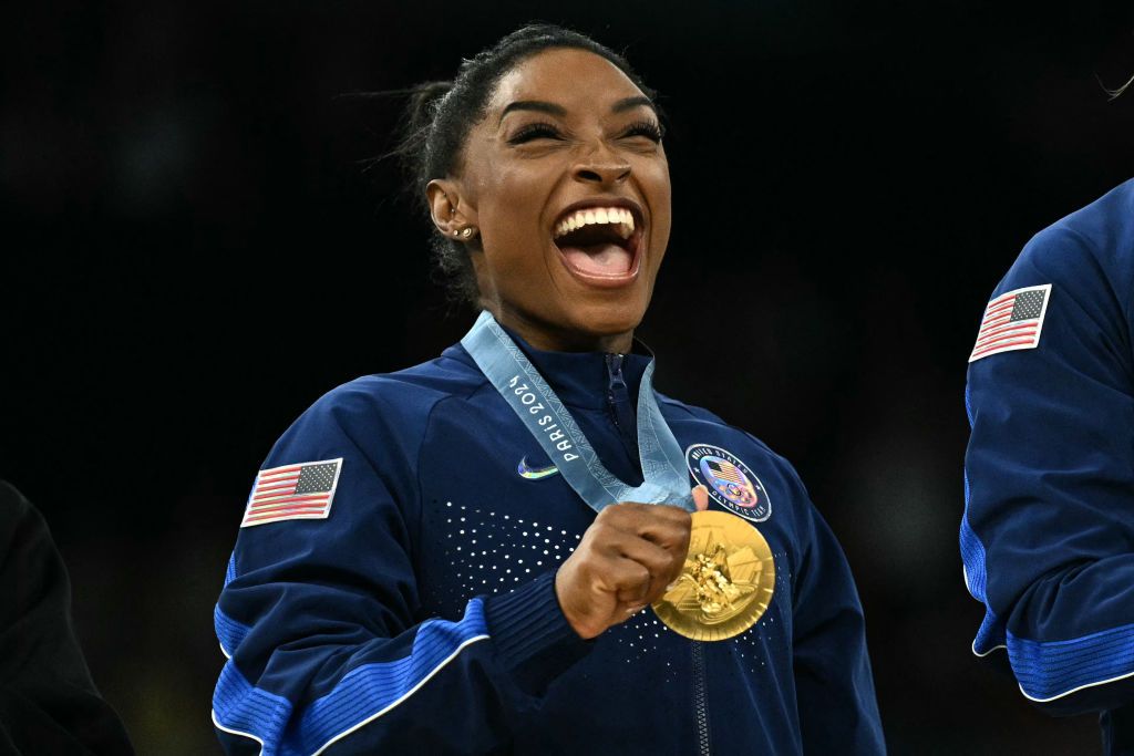 Simone Biles Wins Gold In Women's All-Around Final - WBLS