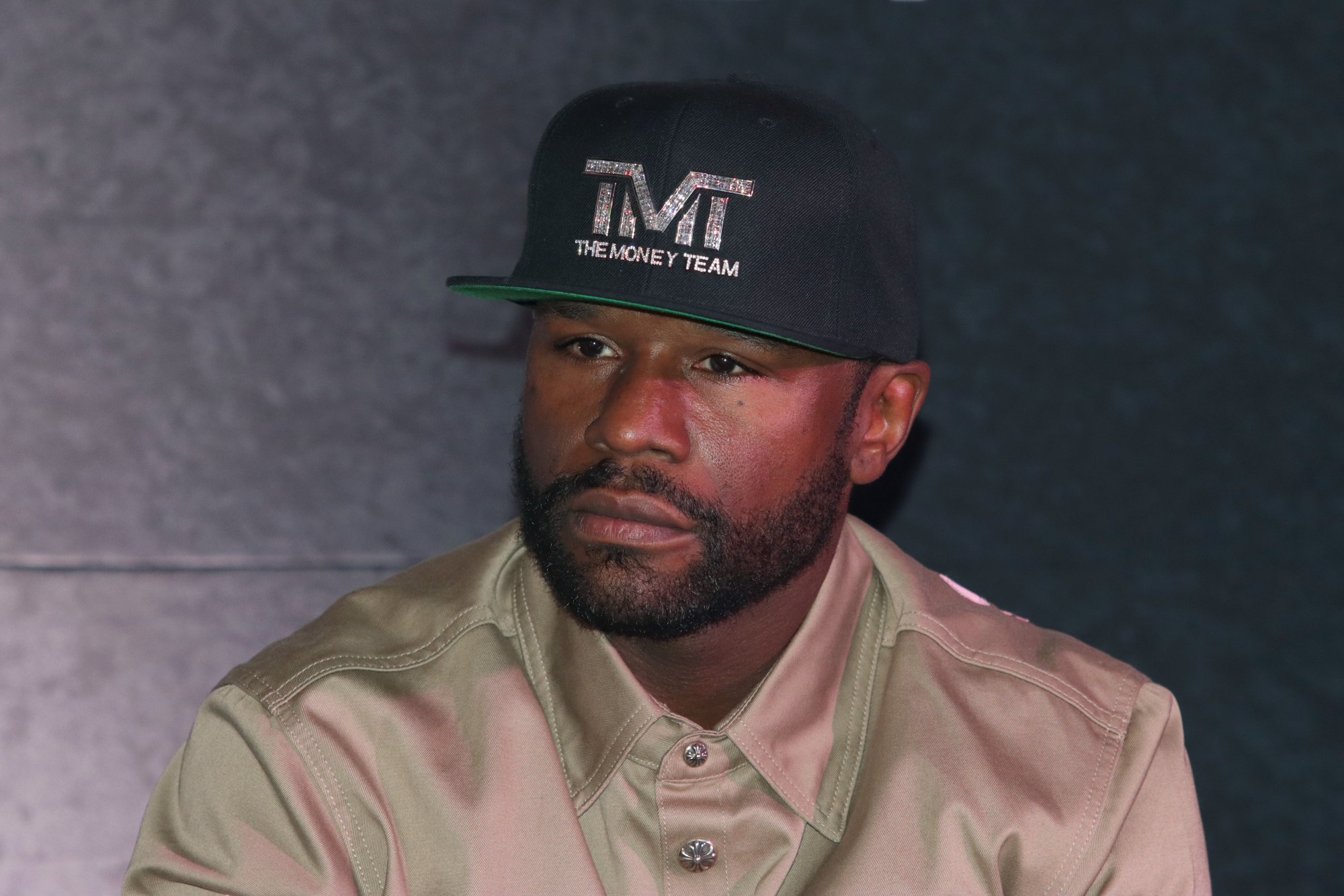 Floyd Mayweather Sued Over Unpaid Private Jet Bill Amid Legal Battles
