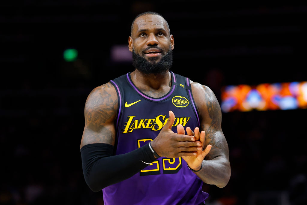 LeBron James Details How He's Dealing With Sciatica - WBLS
