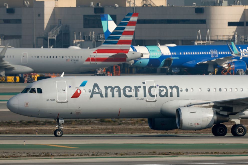 LOS ANGELES, CALIFORNIA - JANUARY 4: An American Airlines Airbus A321-211 aircraft taxis at Los Angeles International Airport (LAX) on January 4, 2025 in Los Angeles, California.