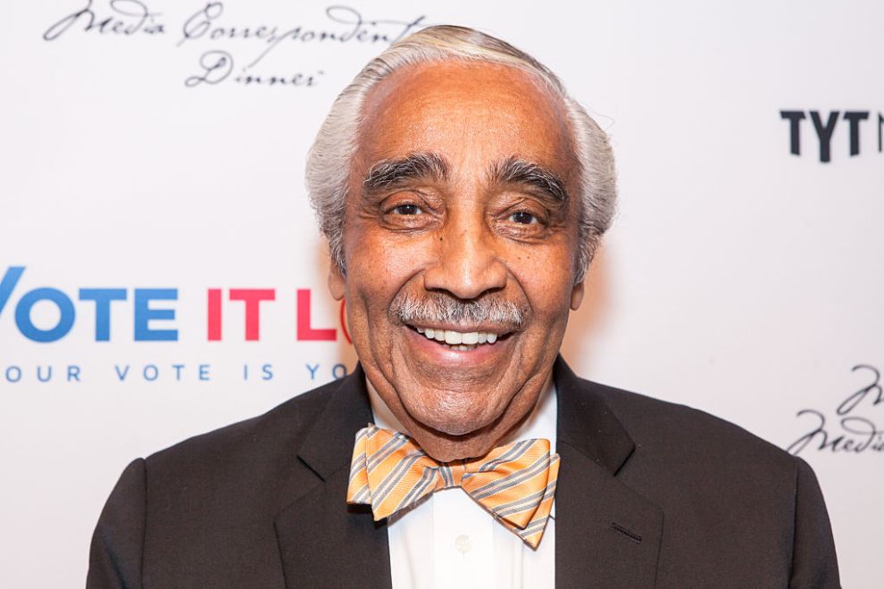 On Thursday, May 26, at The National Press Club Ballroom, honoree the Honorable Charles B. Rangel, U.S. House of Representatives (D-NY, 13th District), who was receiving the Lifetime Achievement Award, arrived on the red carpet for the inaugural Multicultural Media Correspondents Dinner (MMCD).