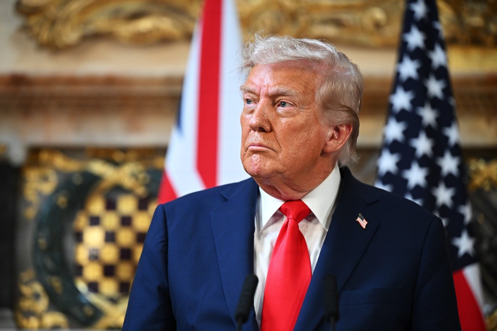 Trump Signs ‘Saving TikTok’ Executive Order