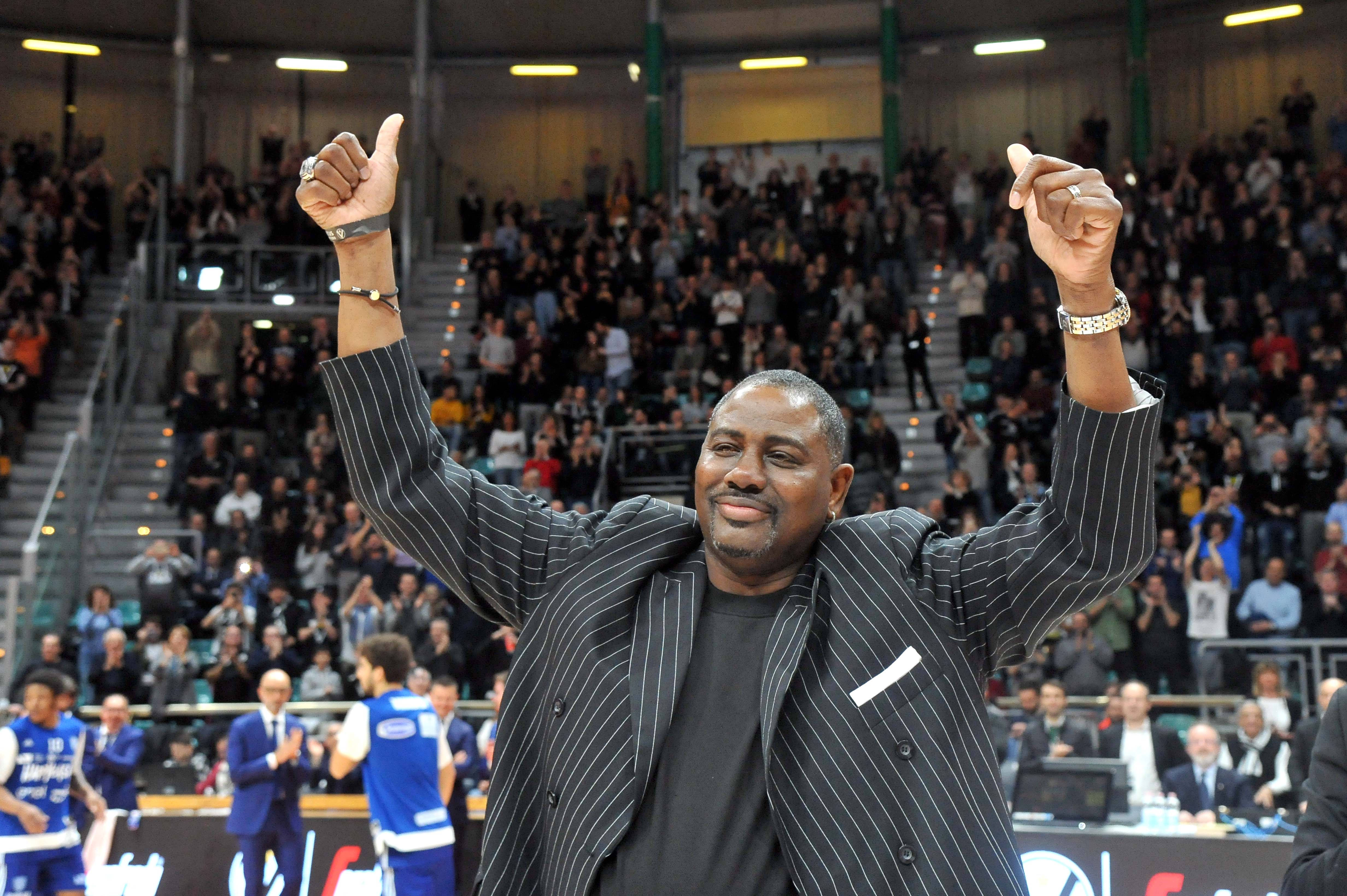 Michael Richerson Michael Ray Richardson, Former Knicks Players Dies At 70 - WBLS