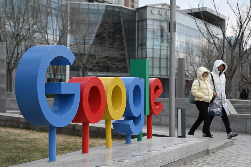 Google Workers Sign Letter Opposing Company’s Partnership With ICE, DHS