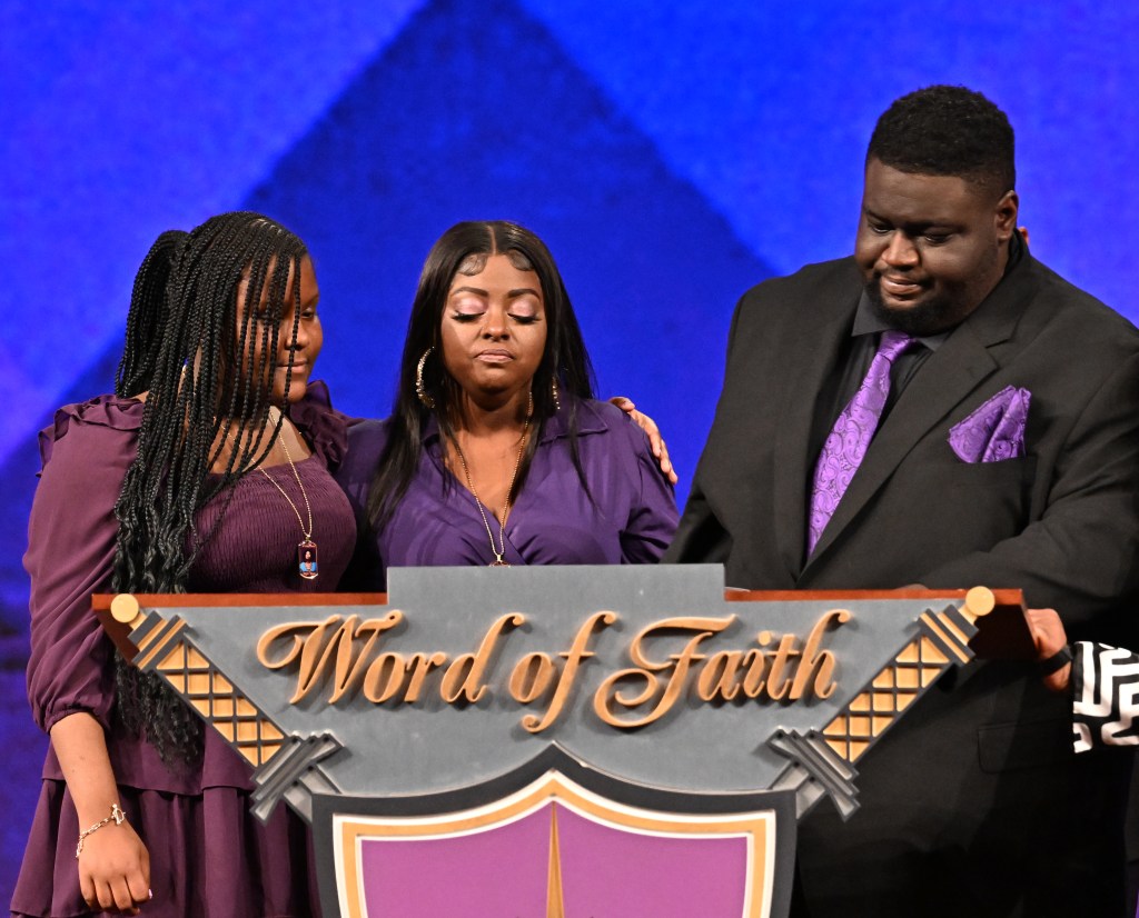 Angie Stone Kids Reportedly Selling Her Home Due To Overwhelming Costs